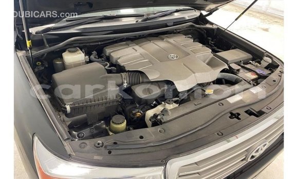 Buy Import Toyota Land Cruiser Black Car in Import - Dubai in Great Comore Buy Import Toyota Land Cruiser Black Car in Import - Dubai in Great Comore