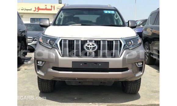 Acheter Import Voiture Toyota Prado Autre à Import - Dubai, Grande Comore Acheter Import Voiture Toyota Prado Autre à Import - Dubai, Grande Comore