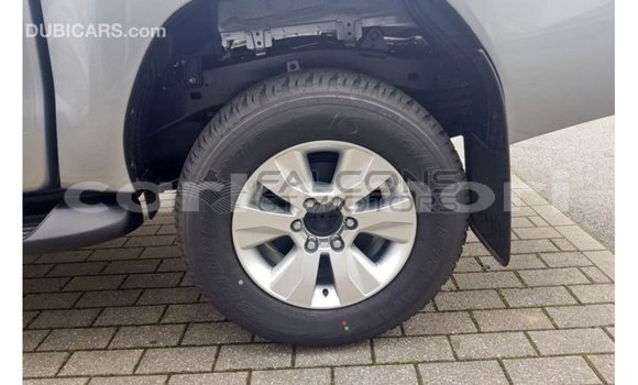 Buy Import Toyota Hilux Brown Car in Import - Dubai in Great Comore Buy Import Toyota Hilux Brown Car in Import - Dubai in Great Comore