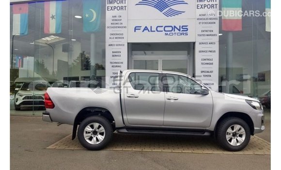 Buy Import Toyota Hilux Brown Car in Import - Dubai in Great Comore Buy Import Toyota Hilux Brown Car in Import - Dubai in Great Comore