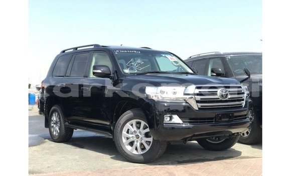 Buy Import Toyota Land Cruiser Black Car in Import - Dubai in Great Comore Buy Import Toyota Land Cruiser Black Car in Import - Dubai in Great Comore