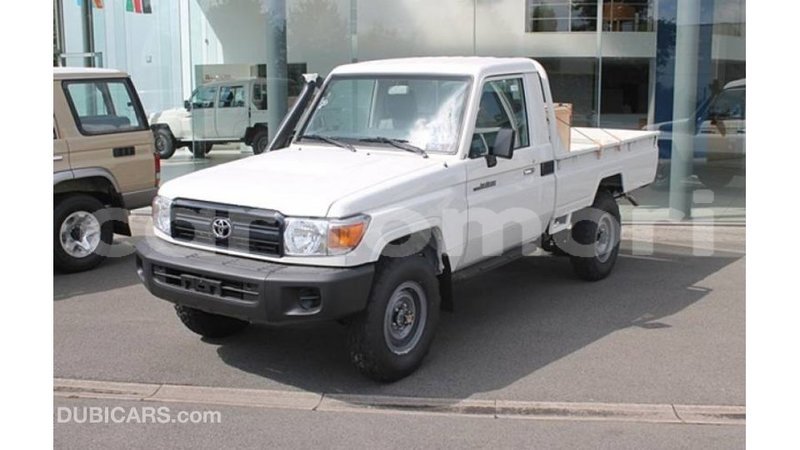 Big with watermark toyota land cruiser great comore import dubai 3048