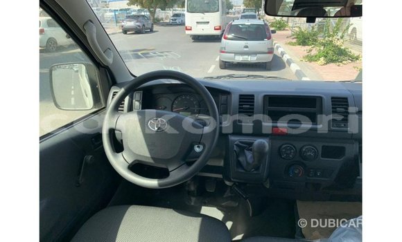 Buy Import Toyota Hiace White Car in Import - Dubai in Great Comore Buy Import Toyota Hiace White Car in Import - Dubai in Great Comore
