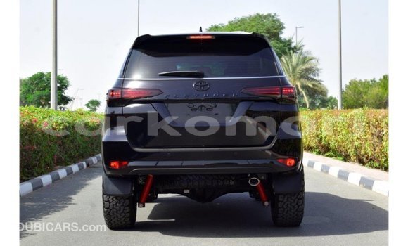 Buy Import Toyota Fortuner Black Car in Import - Dubai in Great Comore Buy Import Toyota Fortuner Black Car in Import - Dubai in Great Comore