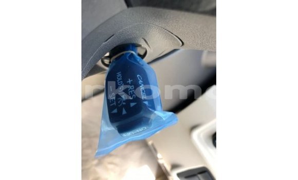 Buy Import Toyota Prado White Car in Import - Dubai in Great Comore Buy Import Toyota Prado White Car in Import - Dubai in Great Comore