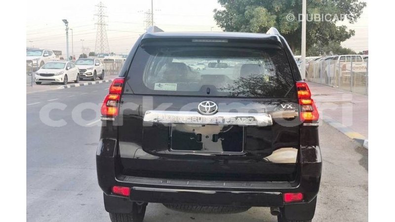 Big with watermark toyota prado great comore import dubai 3058
