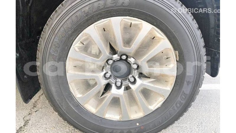 Big with watermark toyota prado great comore import dubai 3058