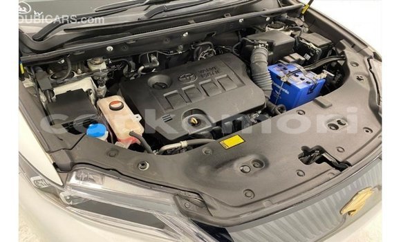 Buy Import Toyota Harrier White Car in Import - Dubai in Great Comore Buy Import Toyota Harrier White Car in Import - Dubai in Great Comore