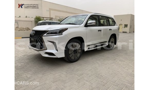 Buy Import Lexus LX White Car in Import - Dubai in Great Comore Buy Import Lexus LX White Car in Import - Dubai in Great Comore
