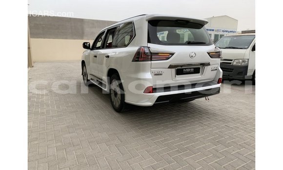 Buy Import Lexus LX White Car in Import - Dubai in Great Comore Buy Import Lexus LX White Car in Import - Dubai in Great Comore