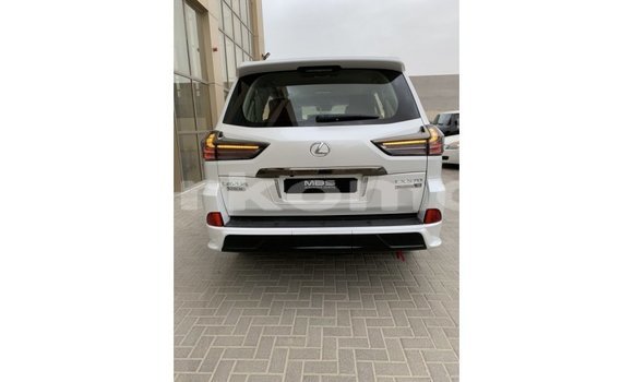 Buy Import Lexus LX White Car in Import - Dubai in Great Comore Buy Import Lexus LX White Car in Import - Dubai in Great Comore
