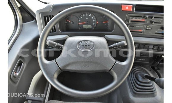 Buy Import Toyota Coaster White Car in Import - Dubai in Great Comore Buy Import Toyota Coaster White Car in Import - Dubai in Great Comore