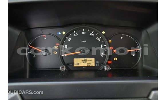 Buy Import Toyota Coaster White Car in Import - Dubai in Great Comore Buy Import Toyota Coaster White Car in Import - Dubai in Great Comore