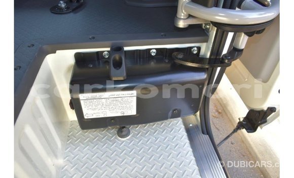 Buy Import Toyota Coaster White Car in Import - Dubai in Great Comore Buy Import Toyota Coaster White Car in Import - Dubai in Great Comore