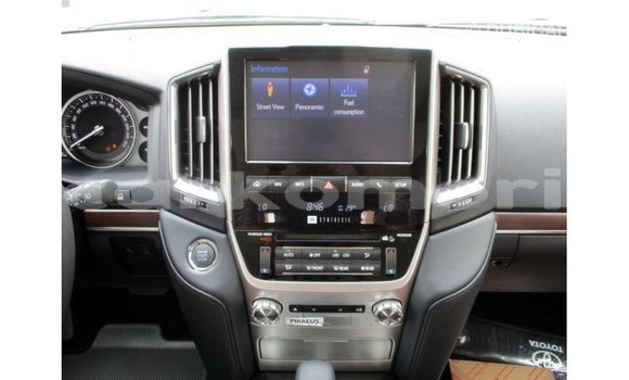 Acheter Import Voiture Toyota Land Cruiser Noir à Import - Dubai, Grande Comore Acheter Import Voiture Toyota Land Cruiser Noir à Import - Dubai, Grande Comore