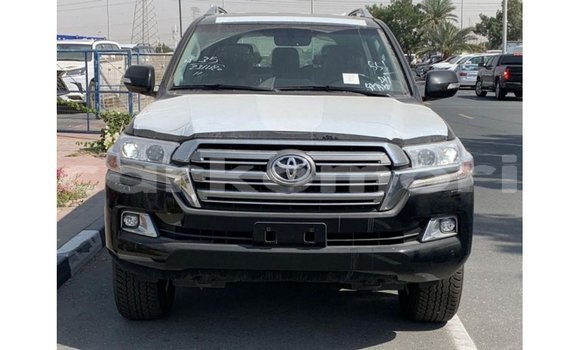 Buy Import Toyota Land Cruiser Black Car in Import - Dubai in Great Comore Buy Import Toyota Land Cruiser Black Car in Import - Dubai in Great Comore