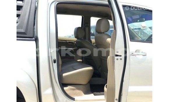 Buy Import Toyota Hilux Other Car in Import - Dubai in Great Comore Buy Import Toyota Hilux Other Car in Import - Dubai in Great Comore