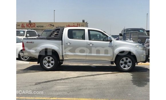 Buy Import Toyota Hilux Other Car in Import - Dubai in Great Comore Buy Import Toyota Hilux Other Car in Import - Dubai in Great Comore