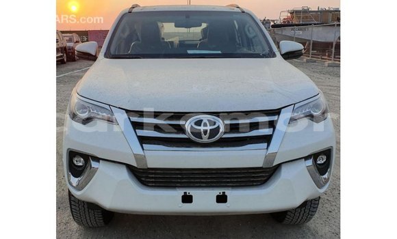Buy Import Toyota Fortuner White Car in Import - Dubai in Great Comore Buy Import Toyota Fortuner White Car in Import - Dubai in Great Comore