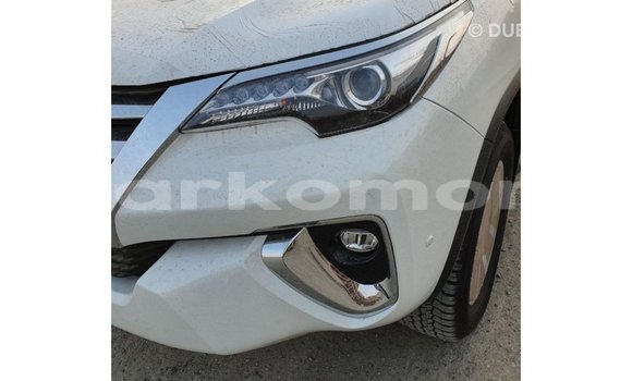 Buy Import Toyota Fortuner White Car in Import - Dubai in Great Comore Buy Import Toyota Fortuner White Car in Import - Dubai in Great Comore