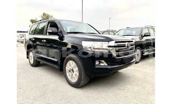 Buy Import Toyota Land Cruiser Black Car in Import - Dubai in Great Comore Buy Import Toyota Land Cruiser Black Car in Import - Dubai in Great Comore
