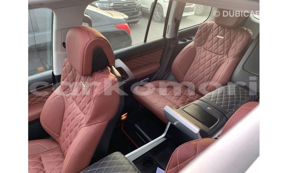 Buy Import Toyota Land Cruiser Black Car in Import - Dubai in Great Comore Buy Import Toyota Land Cruiser Black Car in Import - Dubai in Great Comore