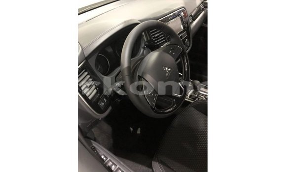 Buy Import Mitsubishi Outlander Black Car in Import - Dubai in Great Comore Buy Import Mitsubishi Outlander Black Car in Import - Dubai in Great Comore