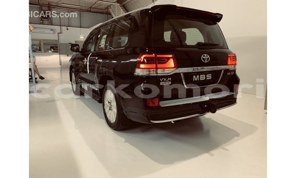 Buy Import Toyota Land Cruiser Black Car in Import - Dubai in Great Comore Buy Import Toyota Land Cruiser Black Car in Import - Dubai in Great Comore
