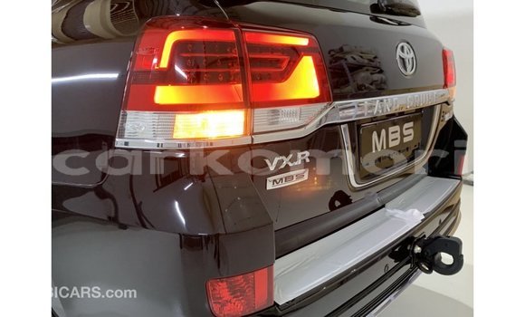 Buy Import Toyota Land Cruiser Black Car in Import - Dubai in Great Comore Buy Import Toyota Land Cruiser Black Car in Import - Dubai in Great Comore