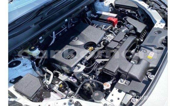 Buy Import Toyota 4Runner White Car in Import - Dubai in Great Comore Buy Import Toyota 4Runner White Car in Import - Dubai in Great Comore