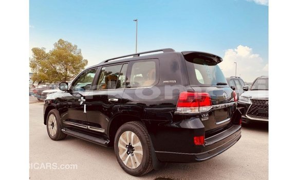 Buy Import Toyota Land Cruiser Black Car in Import - Dubai in Great Comore Buy Import Toyota Land Cruiser Black Car in Import - Dubai in Great Comore