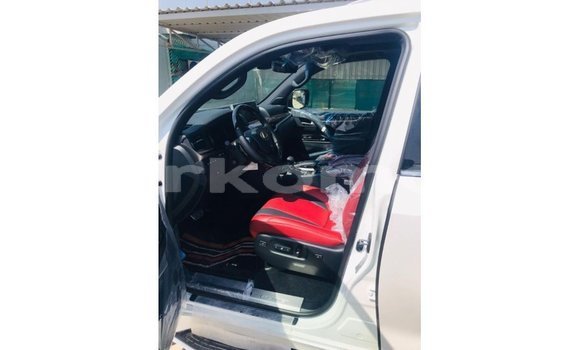 Buy Import Lexus LX White Car in Import - Dubai in Great Comore Buy Import Lexus LX White Car in Import - Dubai in Great Comore