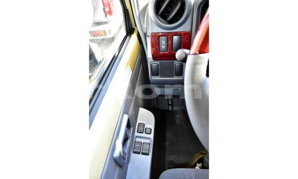 Buy Import Toyota Land Cruiser Beige Car in Import - Dubai in Great Comore Buy Import Toyota Land Cruiser Beige Car in Import - Dubai in Great Comore