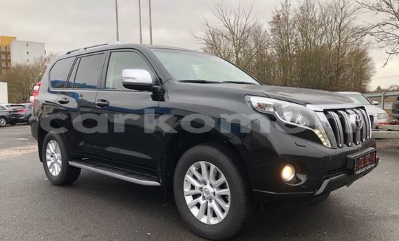 Acheter Occasion Voiture Toyota Land Cruiser Blanc à Moroni, Grande Comore Acheter Occasion Voiture Toyota Land Cruiser Blanc à Moroni, Grande Comore