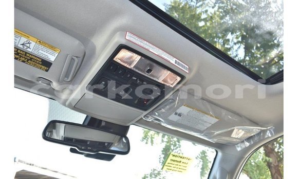 Buy Import Toyota 4Runner White Car in Import - Dubai in Great Comore Buy Import Toyota 4Runner White Car in Import - Dubai in Great Comore