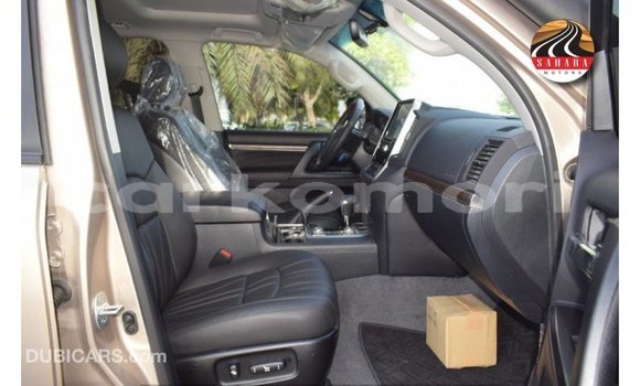 Buy Import Toyota Land Cruiser Other Car in Import - Dubai in Great Comore Buy Import Toyota Land Cruiser Other Car in Import - Dubai in Great Comore