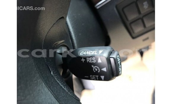 Acheter Import Voiture Toyota Land Cruiser Noir à Import - Dubai, Grande Comore Acheter Import Voiture Toyota Land Cruiser Noir à Import - Dubai, Grande Comore