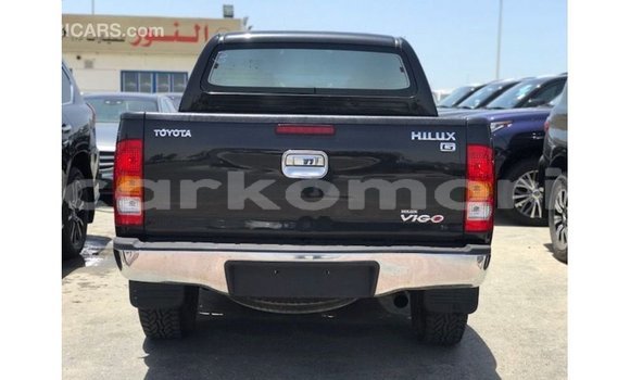 Buy Import Toyota Hilux Black Car in Import - Dubai in Great Comore Buy Import Toyota Hilux Black Car in Import - Dubai in Great Comore