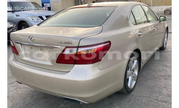 Acheter Import Voiture Lexus LS Autre à Import - Dubai, Grande Comore Acheter Import Voiture Lexus LS Autre à Import - Dubai, Grande Comore