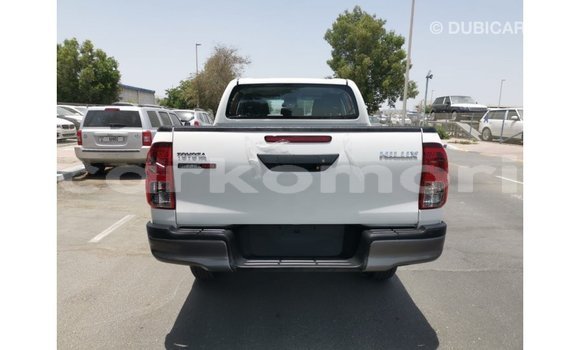Buy Import Toyota Hilux White Car in Import - Dubai in Great Comore Buy Import Toyota Hilux White Car in Import - Dubai in Great Comore