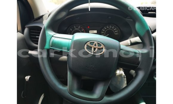 Buy Import Toyota Hilux White Car in Import - Dubai in Great Comore Buy Import Toyota Hilux White Car in Import - Dubai in Great Comore