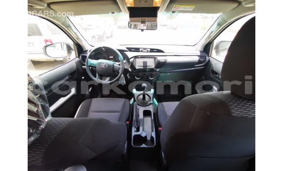 Buy Import Toyota Hilux White Car in Import - Dubai in Great Comore Buy Import Toyota Hilux White Car in Import - Dubai in Great Comore