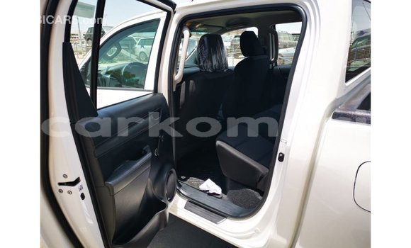 Buy Import Toyota Hilux White Car in Import - Dubai in Great Comore Buy Import Toyota Hilux White Car in Import - Dubai in Great Comore