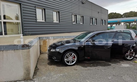 Buy Used Audi A4 Black Car in Moroni in Great Comore Buy Used Audi A4 Black Car in Moroni in Great Comore