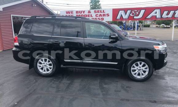 Acheter Occasion Voiture Toyota Land Cruiser Noir à Moroni, Grande Comore Acheter Occasion Voiture Toyota Land Cruiser Noir à Moroni, Grande Comore