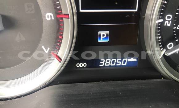 Acheter Occasion Voiture Toyota Land Cruiser Noir à Moroni, Grande Comore Acheter Occasion Voiture Toyota Land Cruiser Noir à Moroni, Grande Comore