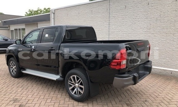 Acheter Occasion Voiture Toyota Hilux Noir à Domoni, Anjouan Acheter Occasion Voiture Toyota Hilux Noir à Domoni, Anjouan