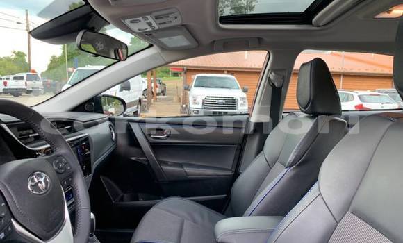 Acheter Occasion Voiture Toyota Corolla Rouge à Fomboni, Mohéli Acheter Occasion Voiture Toyota Corolla Rouge à Fomboni, Mohéli