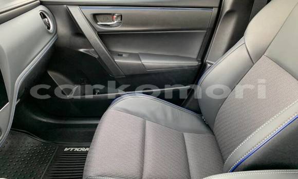 Acheter Occasion Voiture Toyota Corolla Rouge à Fomboni, Mohéli Acheter Occasion Voiture Toyota Corolla Rouge à Fomboni, Mohéli