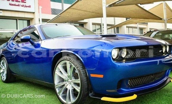 Acheter Import Voiture Dodge Challenger Bleu à Import - Dubai, Grande Comore Acheter Import Voiture Dodge Challenger Bleu à Import - Dubai, Grande Comore
